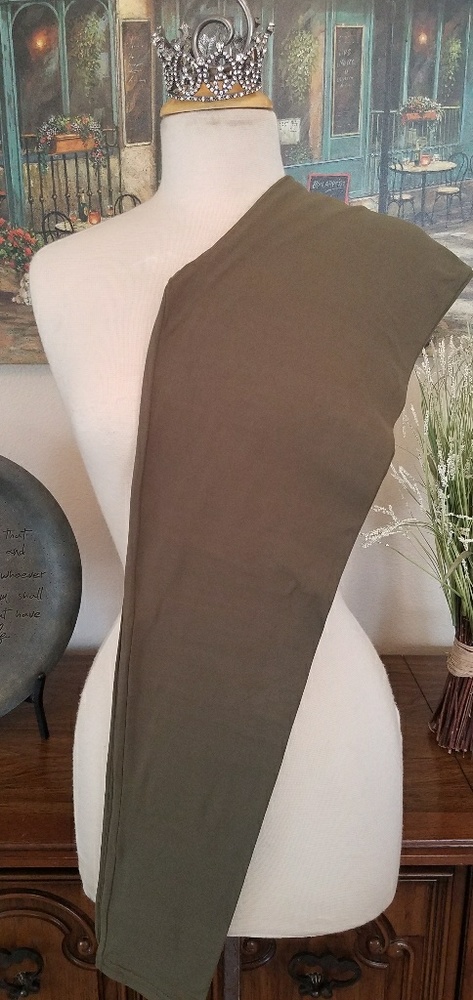Solid olive leggings
